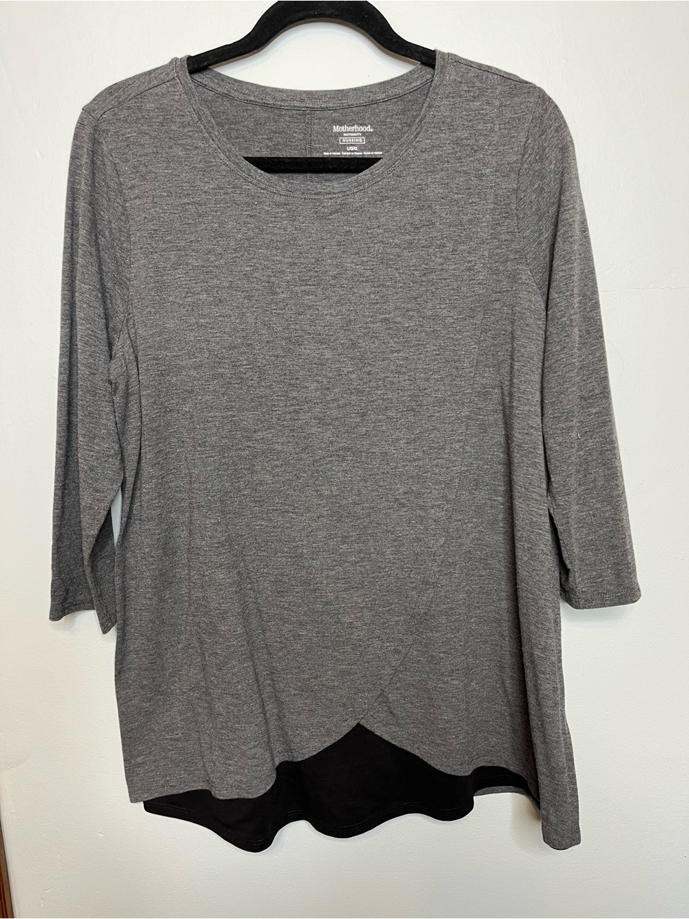 Motherhood Maternity Nursing Shirt Large Grey Black 3/4 Length Sleeves